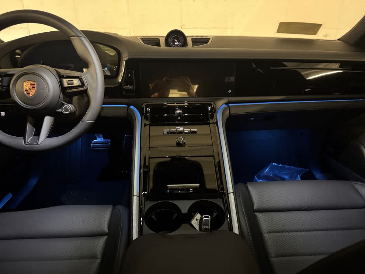 new 2026 Porsche Panamera car
