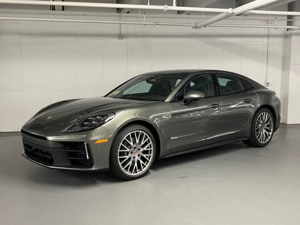 New 2026 Porsche Panamera 4 Sedan