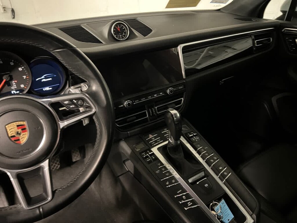 Certified 2021 Porsche Macan SUV