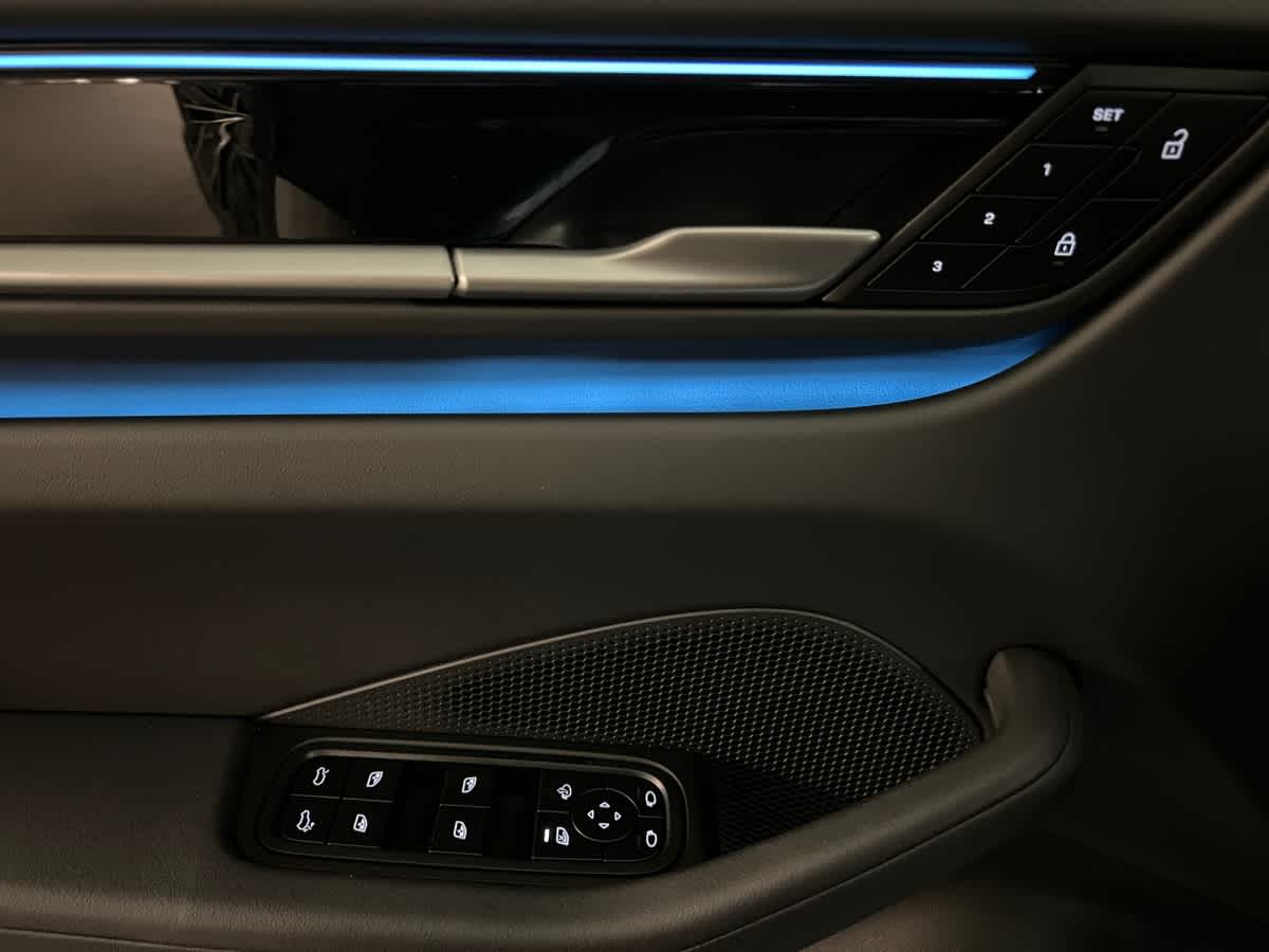 new 2026 Porsche Macan car