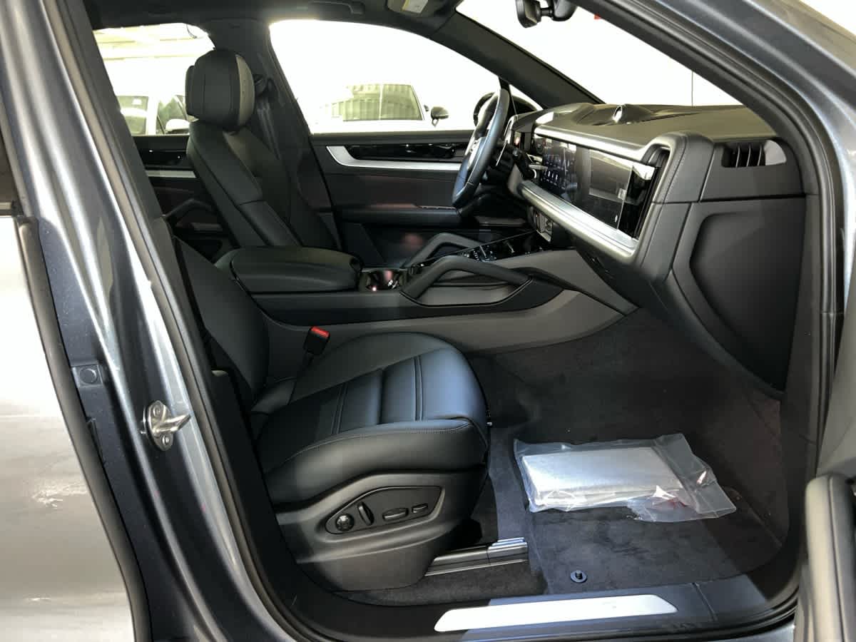 new 2026 Porsche Cayenne car