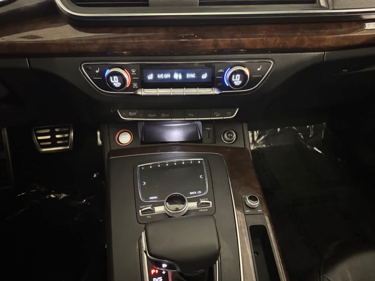 used 2020 Audi Q5 car, priced at $19,998