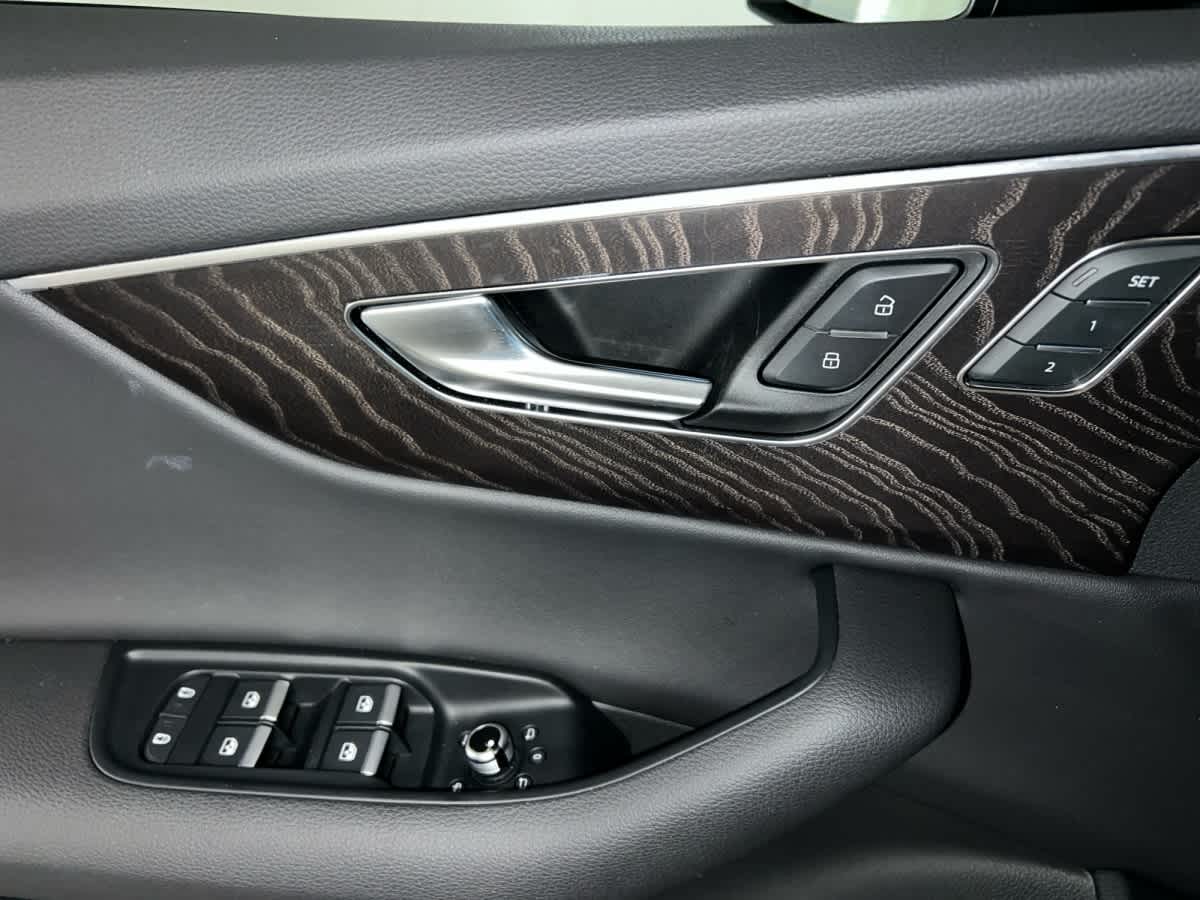 used 2022 Audi Q7 car, priced at $33,797