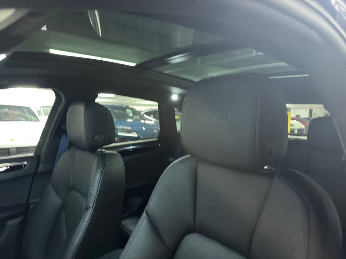 new 2026 Porsche Macan car