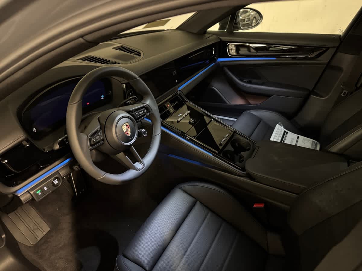 new 2025 Porsche Panamera car
