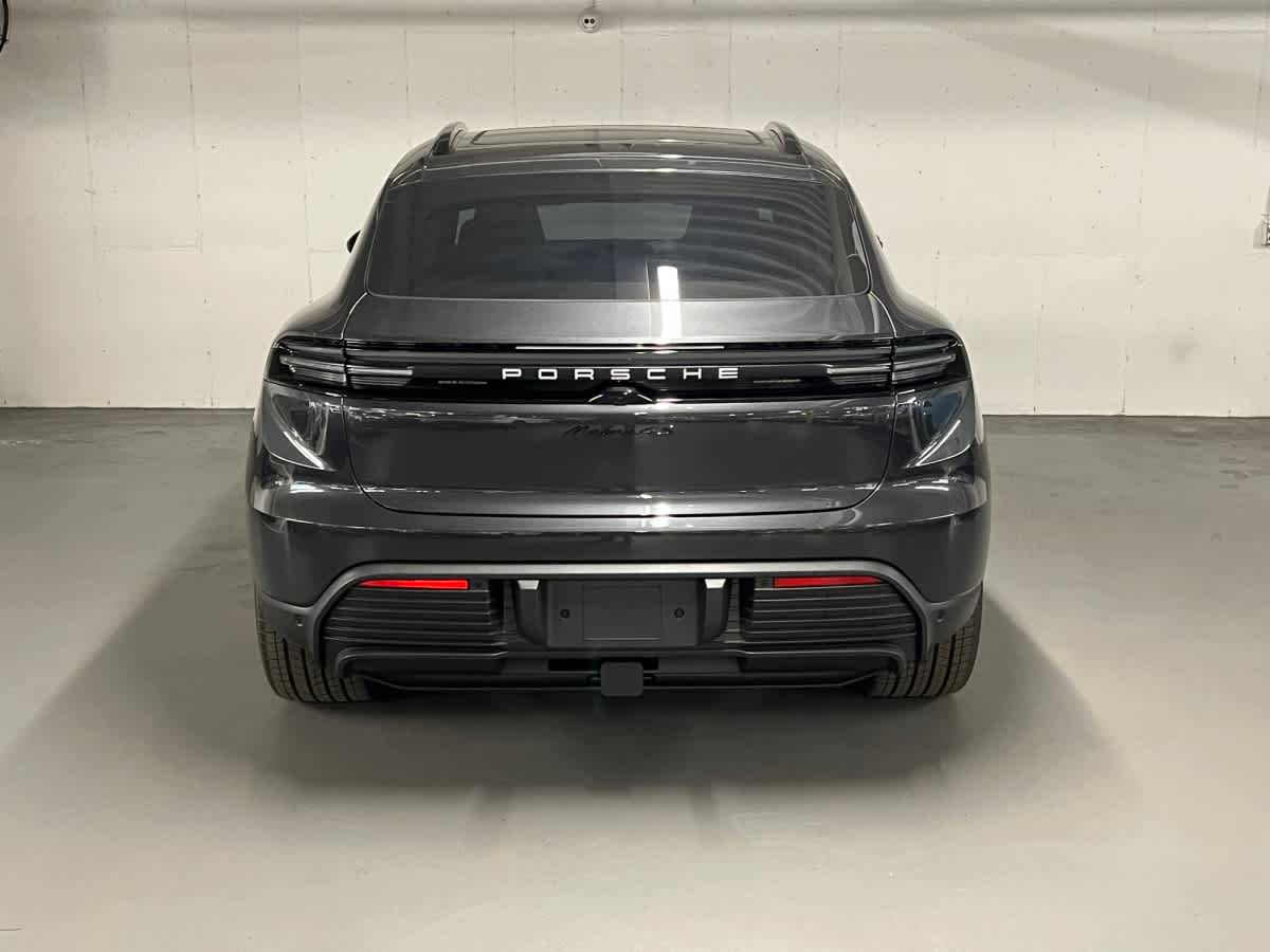 new 2026 Porsche Macan car