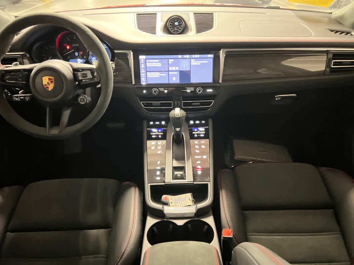 new 2026 Porsche Macan car