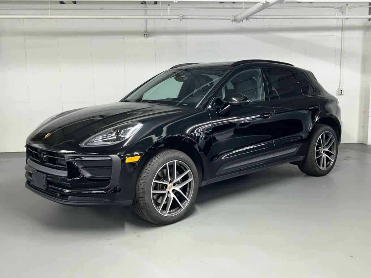 2026 Porsche Macan's photo