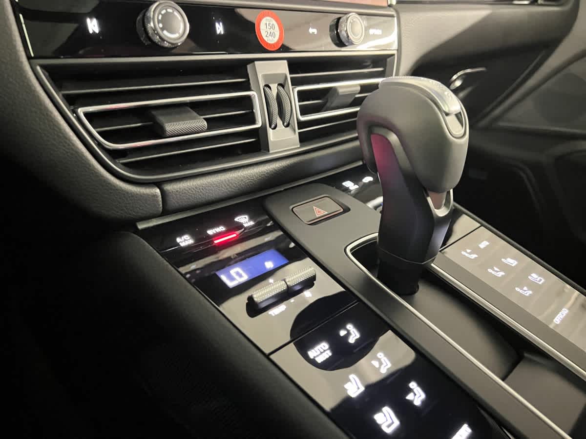 new 2026 Porsche Macan car