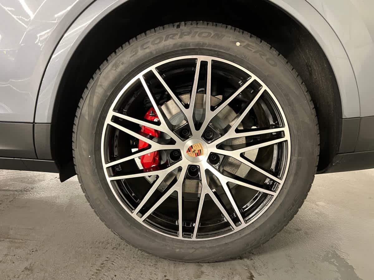 new 2026 Porsche Cayenne car