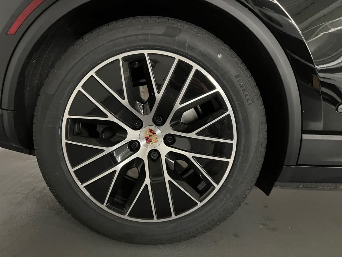 new 2026 Porsche Macan car