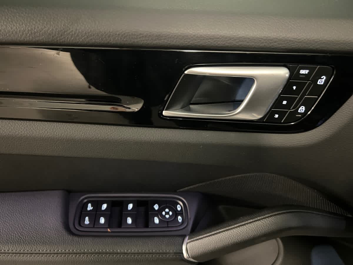 used 2022 Porsche Cayenne car, priced at $64,498
