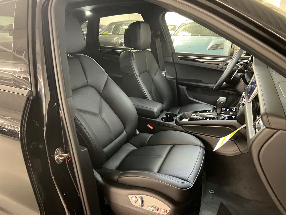 new 2026 Porsche Macan car