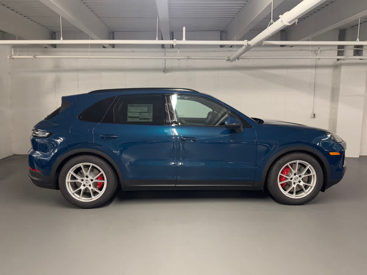 new 2025 Porsche Cayenne car