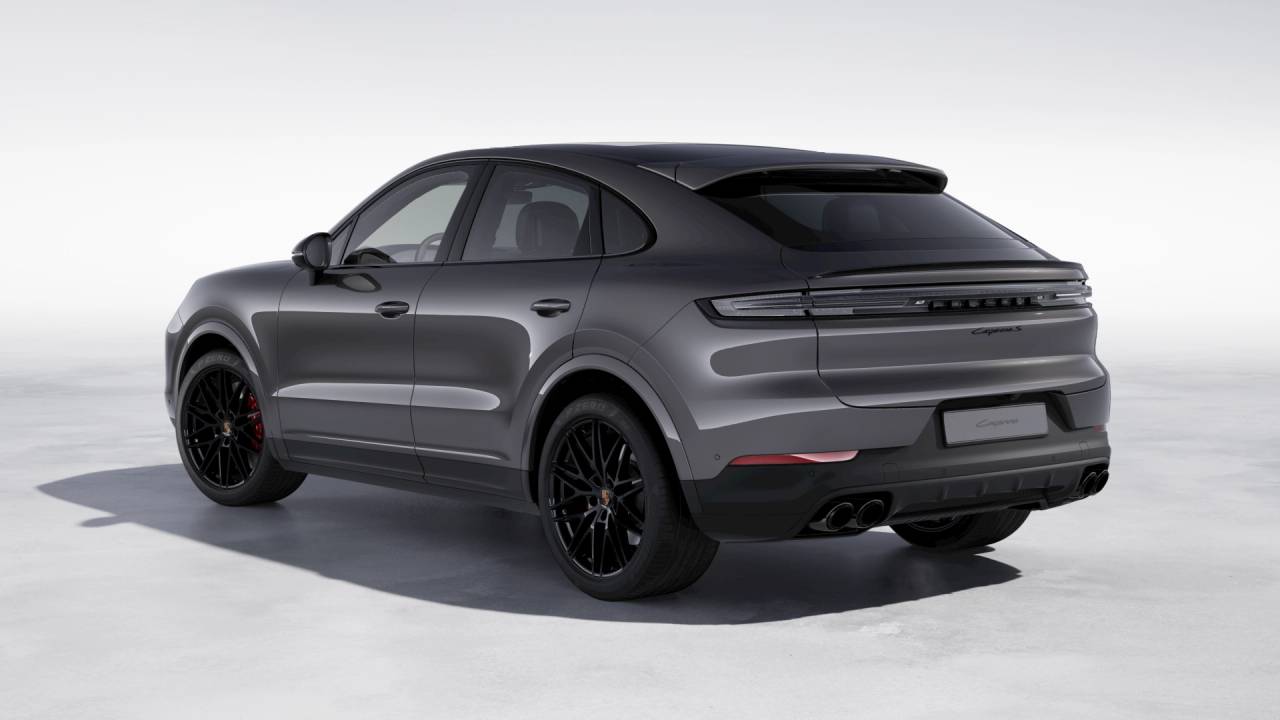 2026 Porsche Cayenne S Coupe photo 3