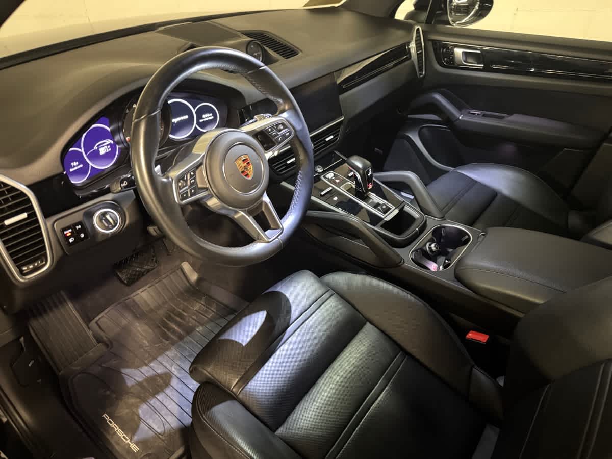 2021 Porsche Cayenne photo 4