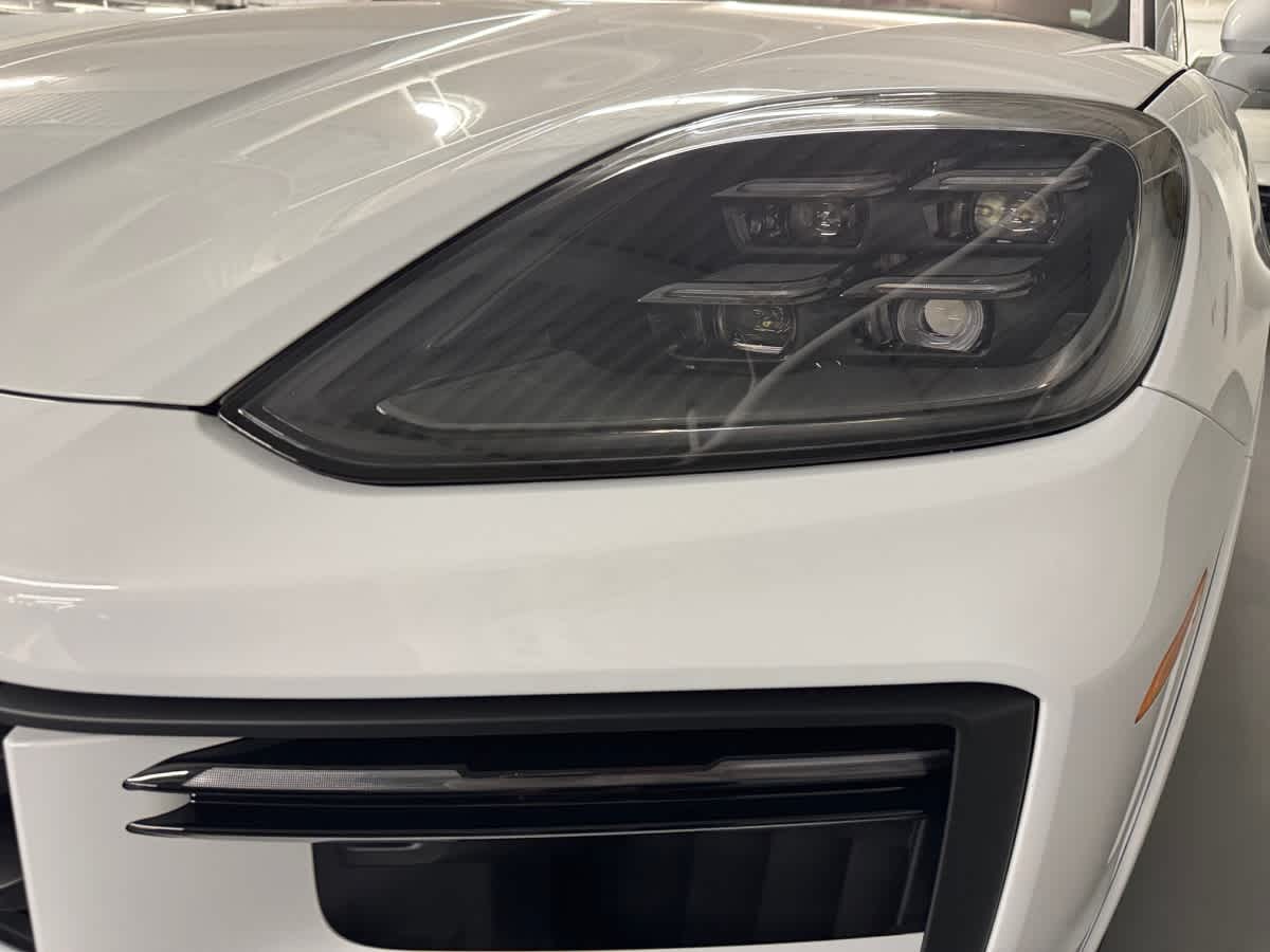new 2025 Porsche Cayenne car