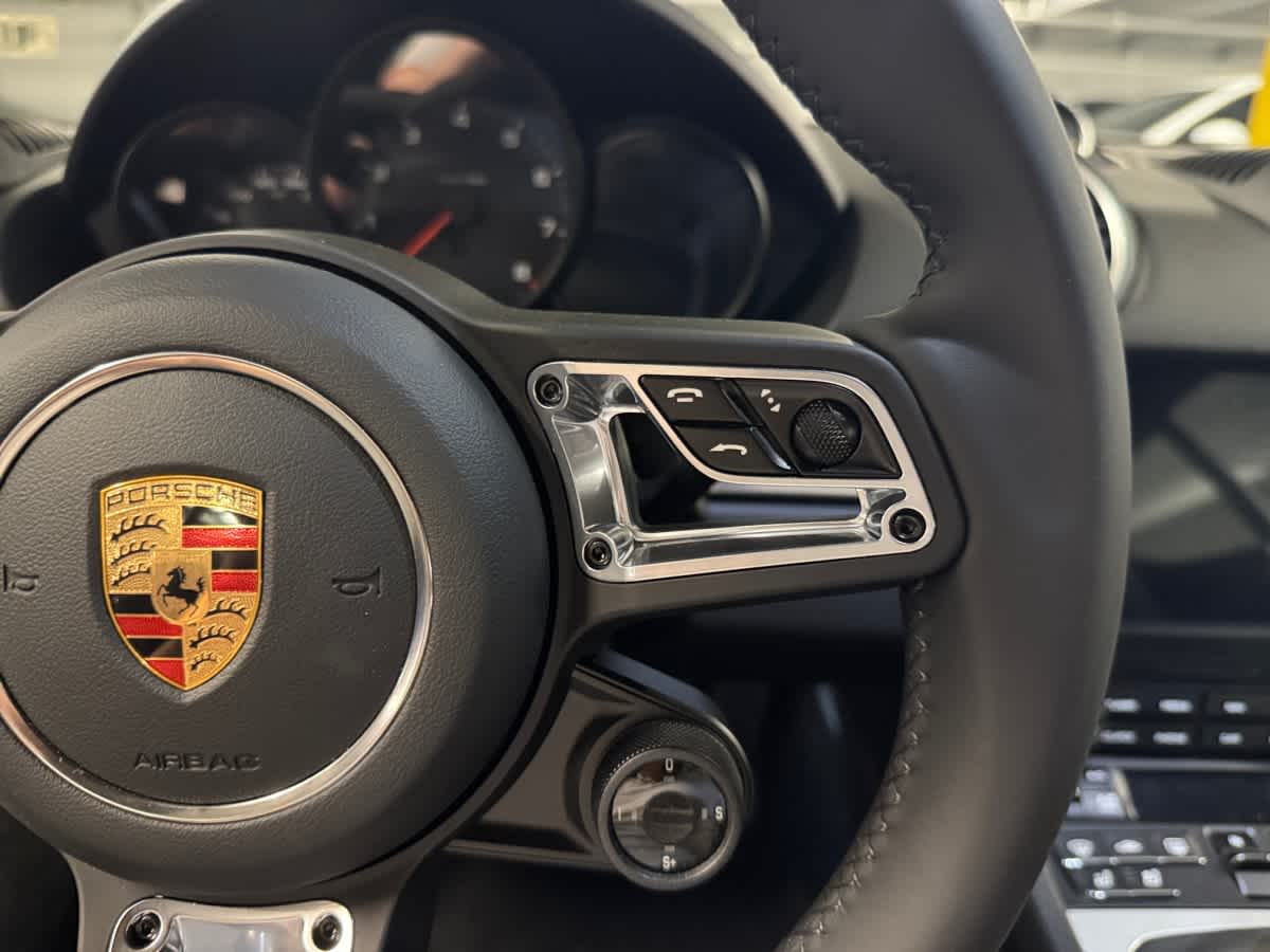 new 2025 Porsche 718 Cayman car