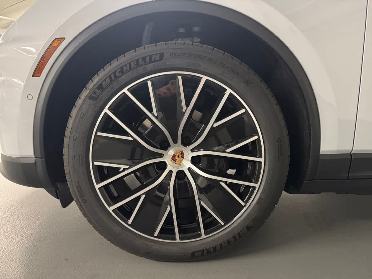 new 2026 Porsche Macan car