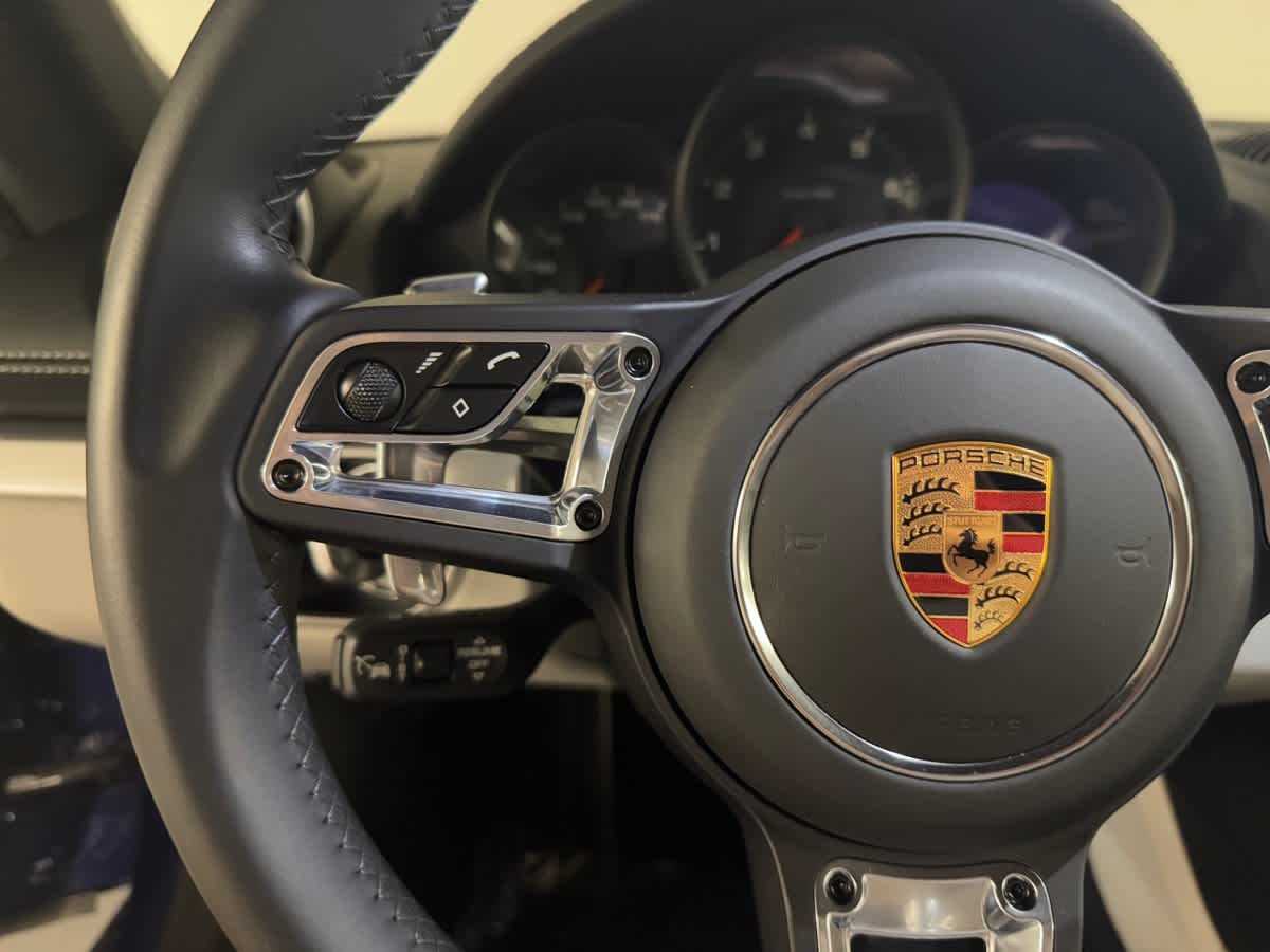 new 2025 Porsche 718 Cayman car