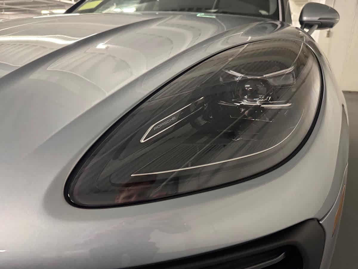 new 2026 Porsche Macan car