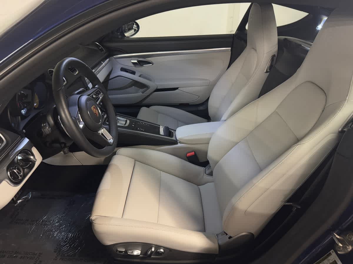 new 2025 Porsche 718 Cayman car