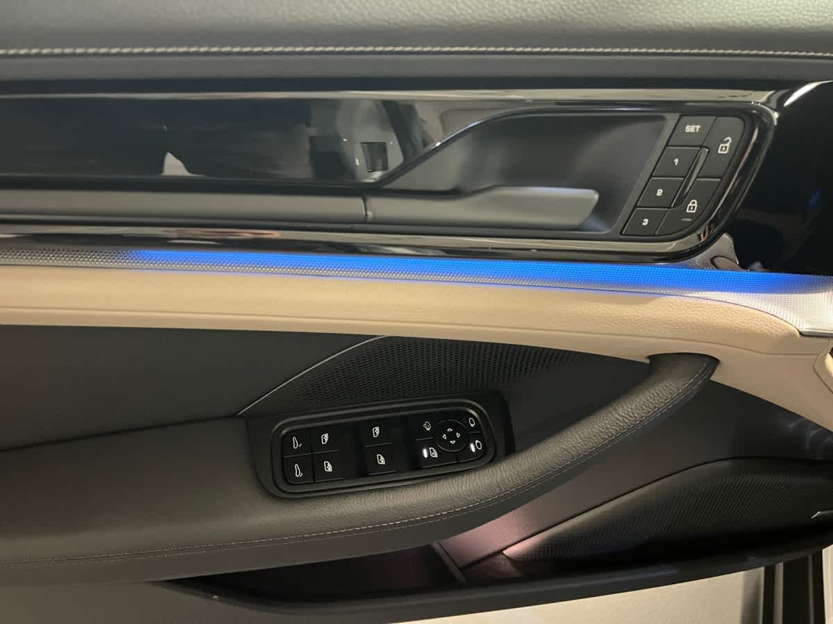new 2026 Porsche Panamera car