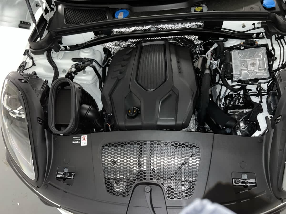 new 2026 Porsche Macan car