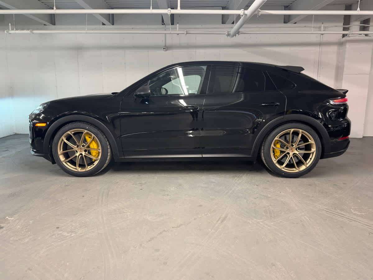 new 2025 Porsche Cayenne car