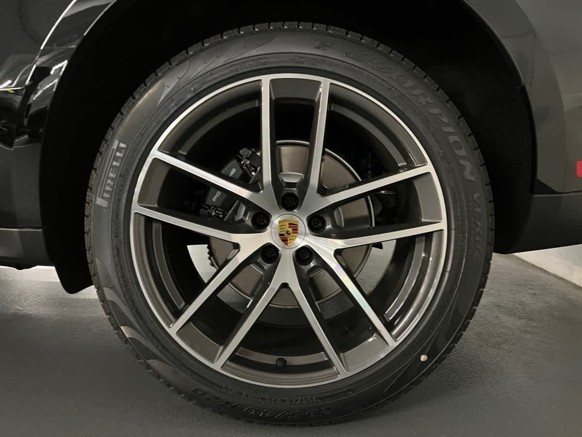 new 2026 Porsche Macan car