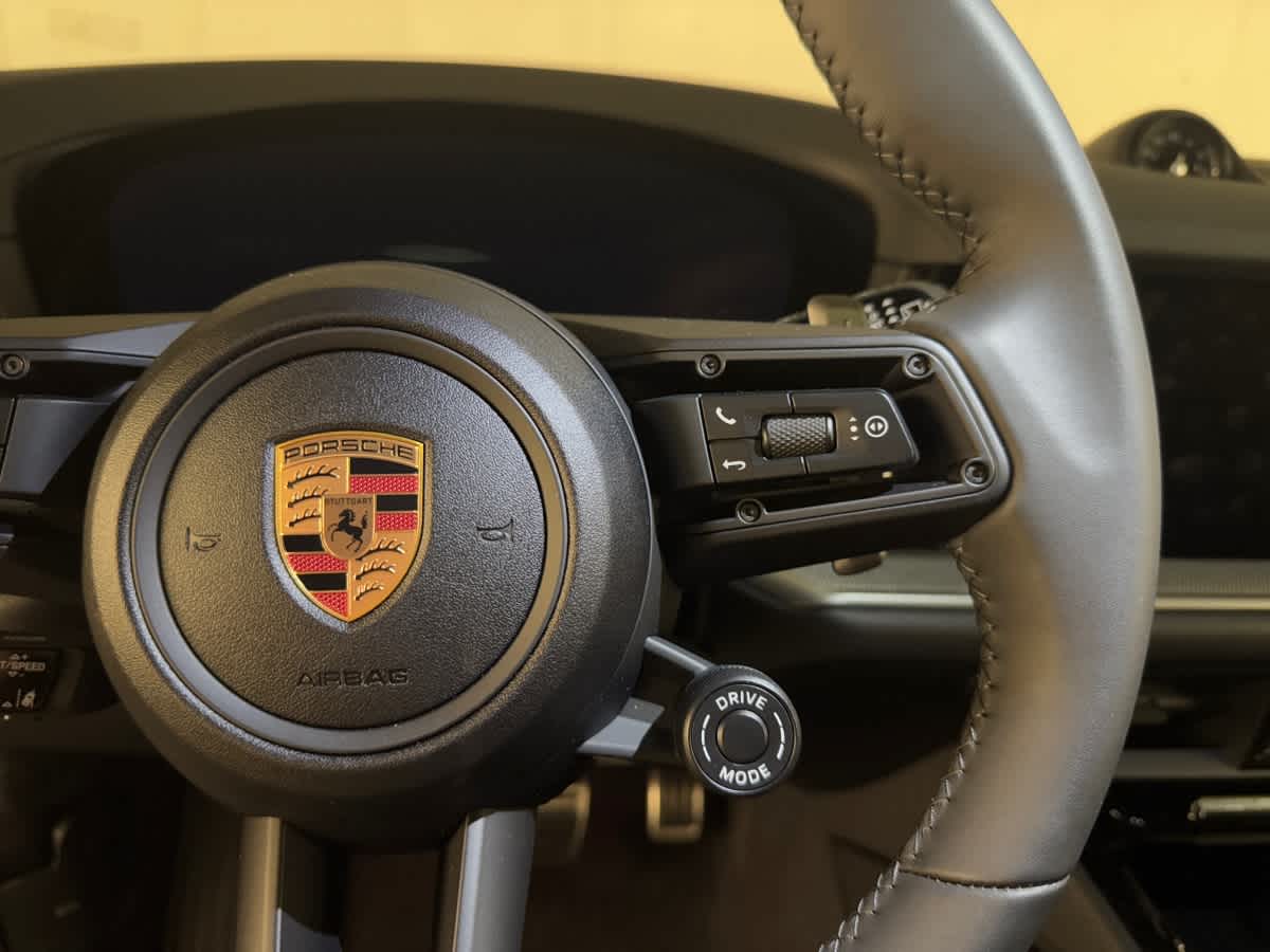 new 2025 Porsche Cayenne car