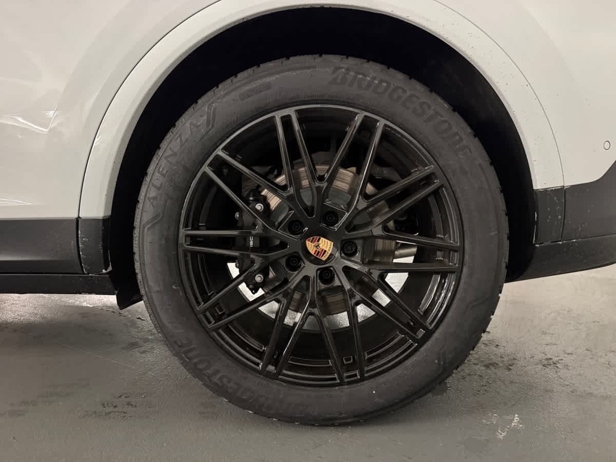 new 2026 Porsche Cayenne car