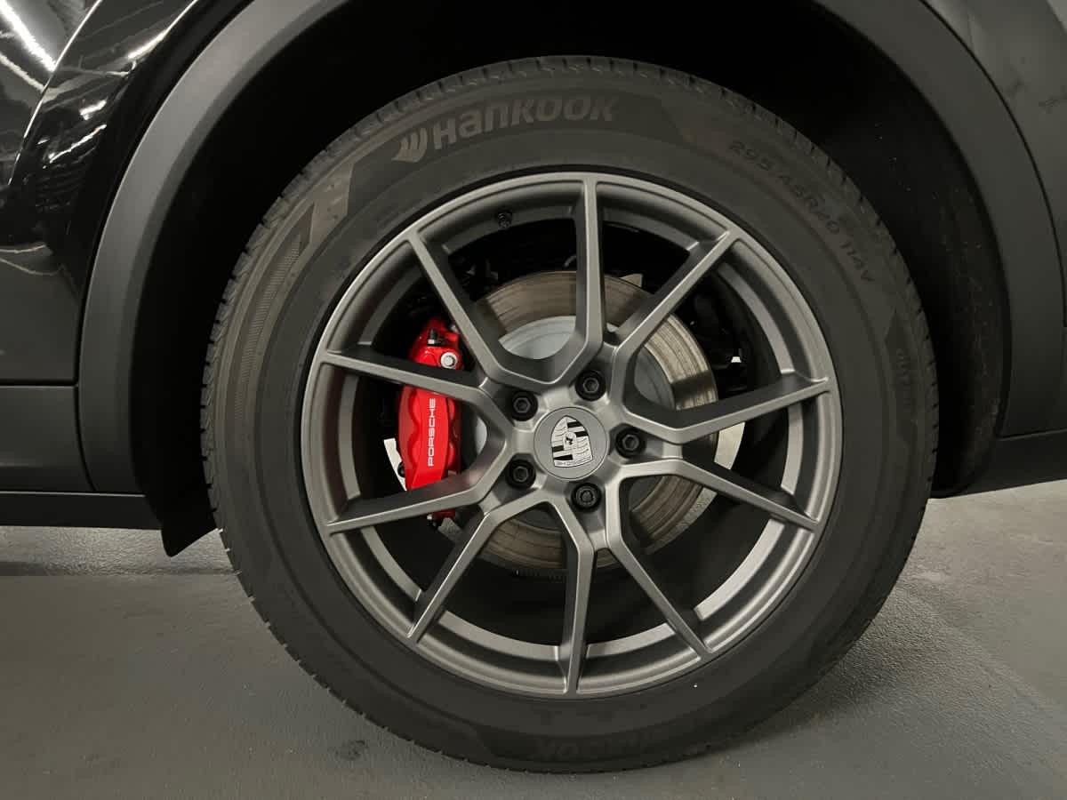 new 2026 Porsche Cayenne car