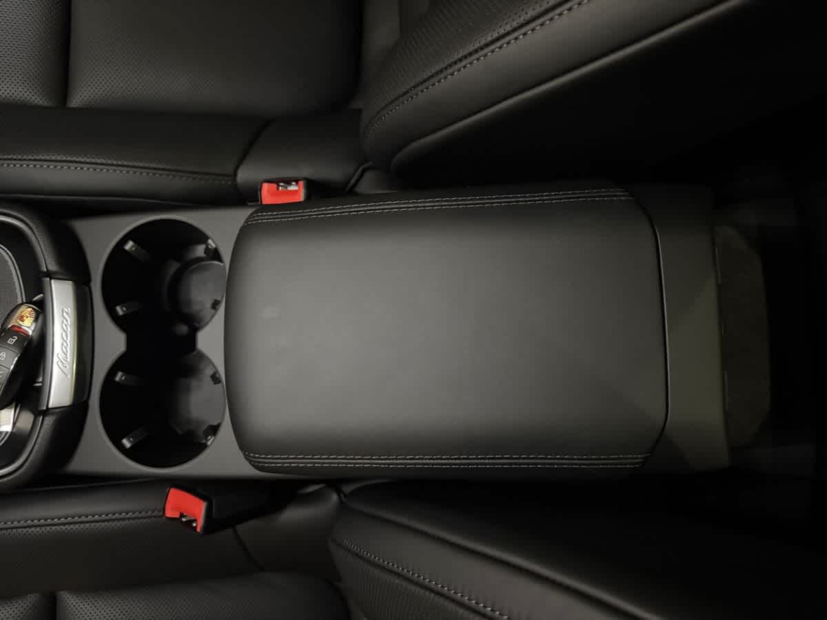 new 2026 Porsche Macan car