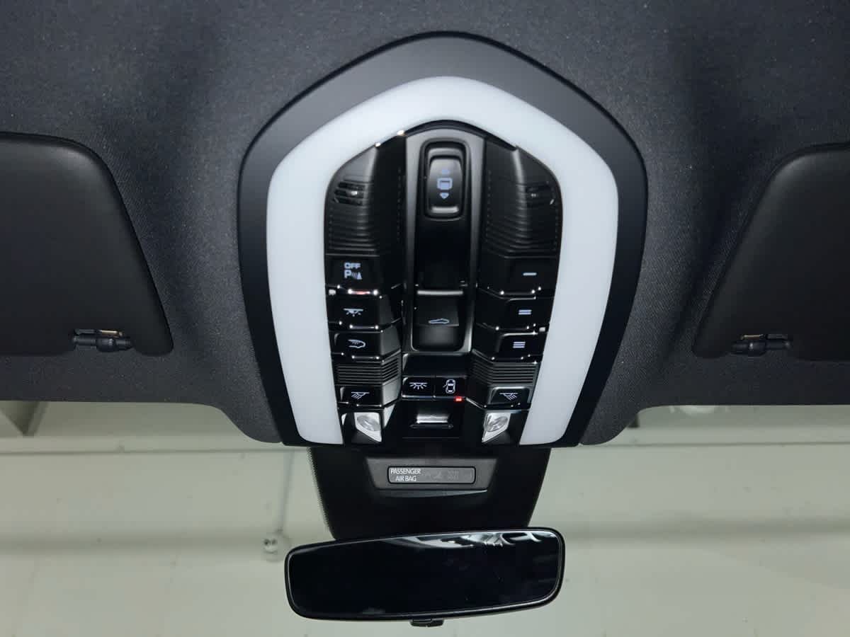 new 2026 Porsche Macan car