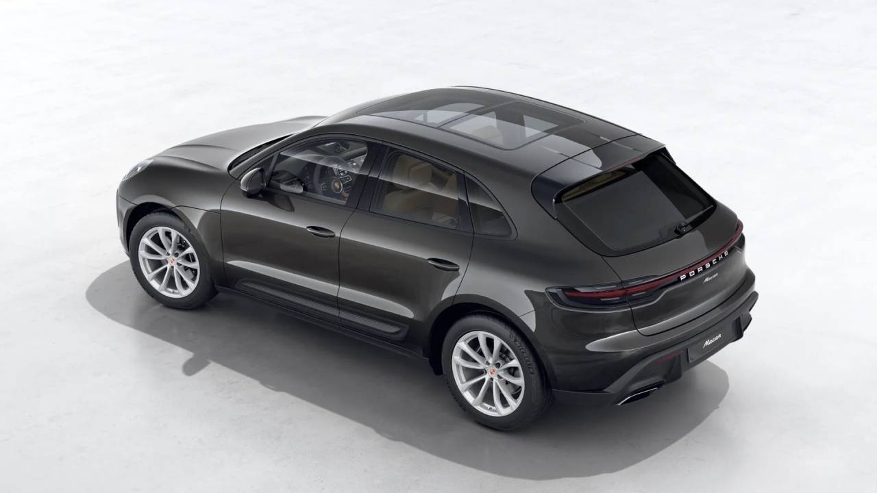 2026 Porsche Macan T photo 4