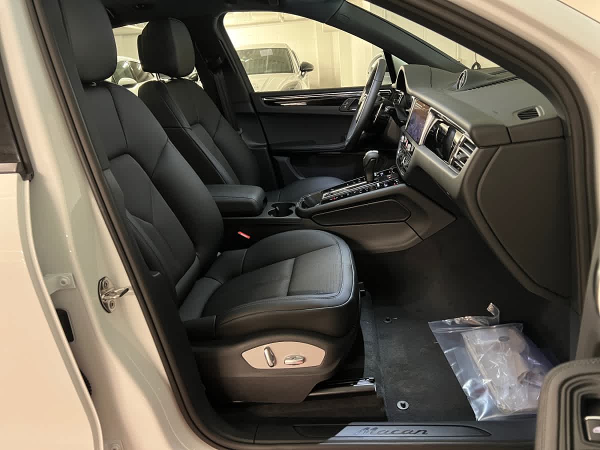 new 2026 Porsche Macan car