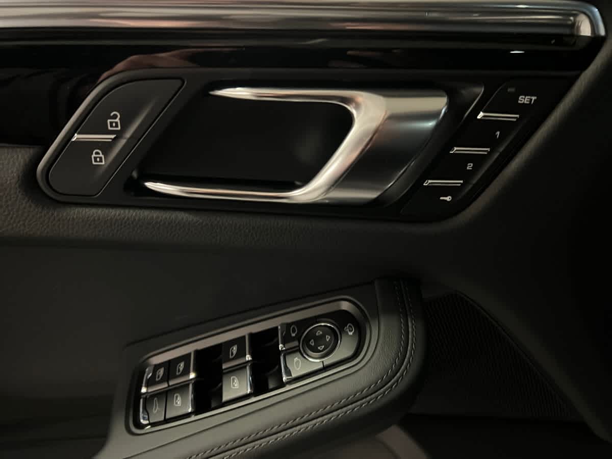new 2026 Porsche Macan car