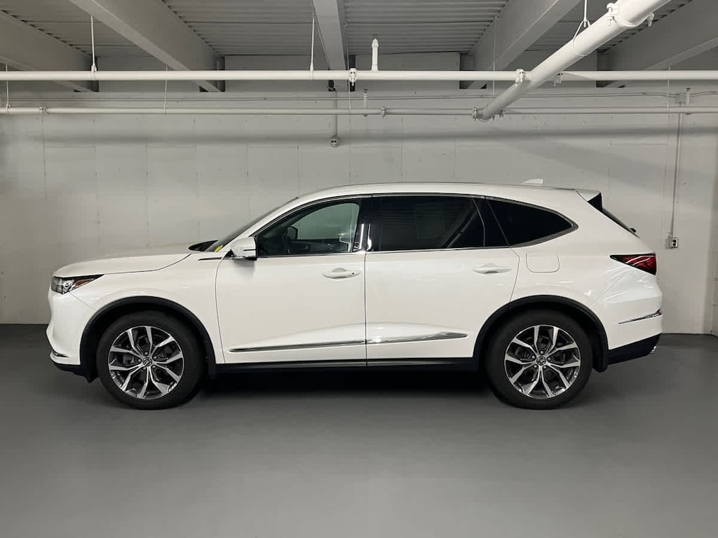 Used 2023 Acura MDX w/Technology Package SUV