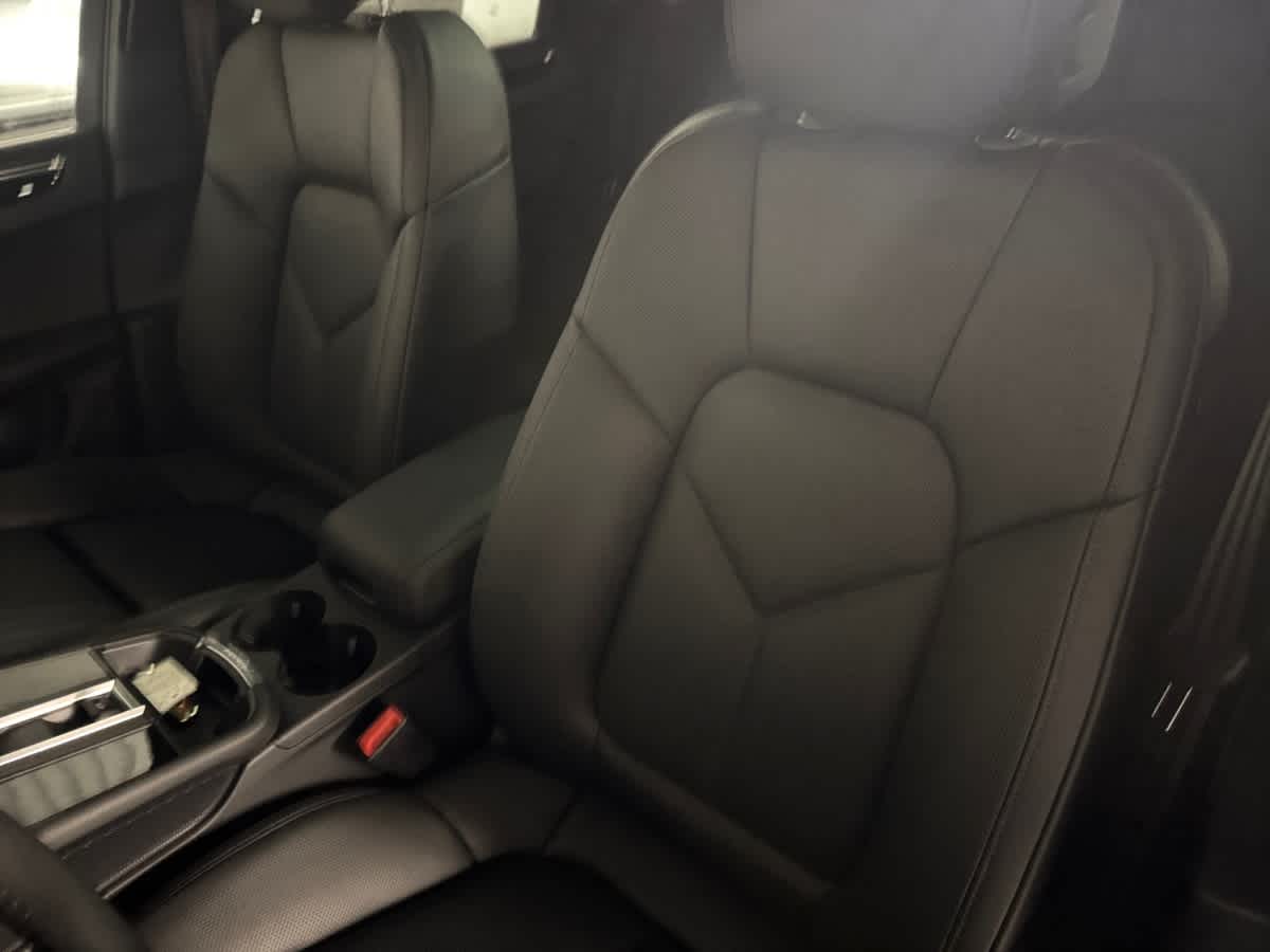 new 2026 Porsche Macan car