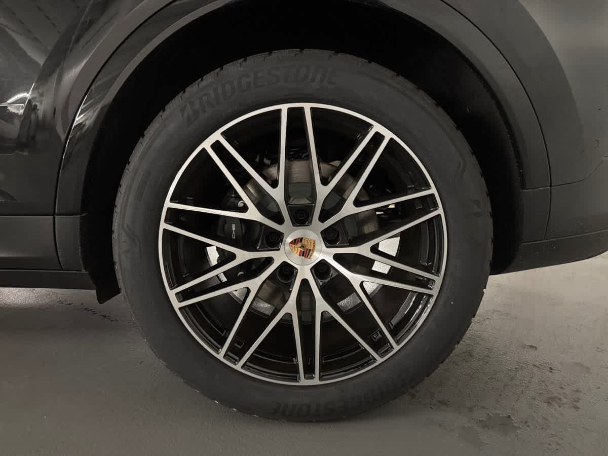 new 2026 Porsche Cayenne car