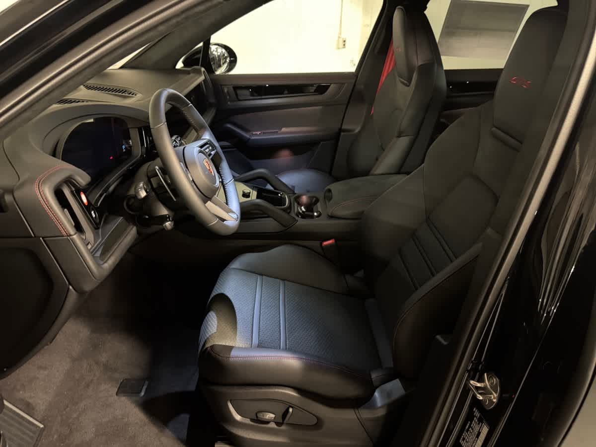 new 2026 Porsche Cayenne car