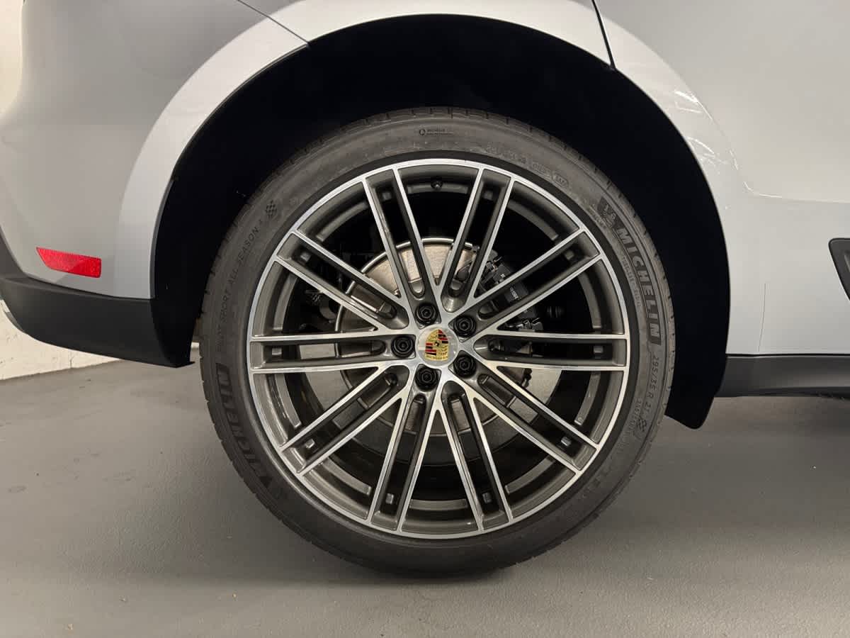 new 2026 Porsche Macan car