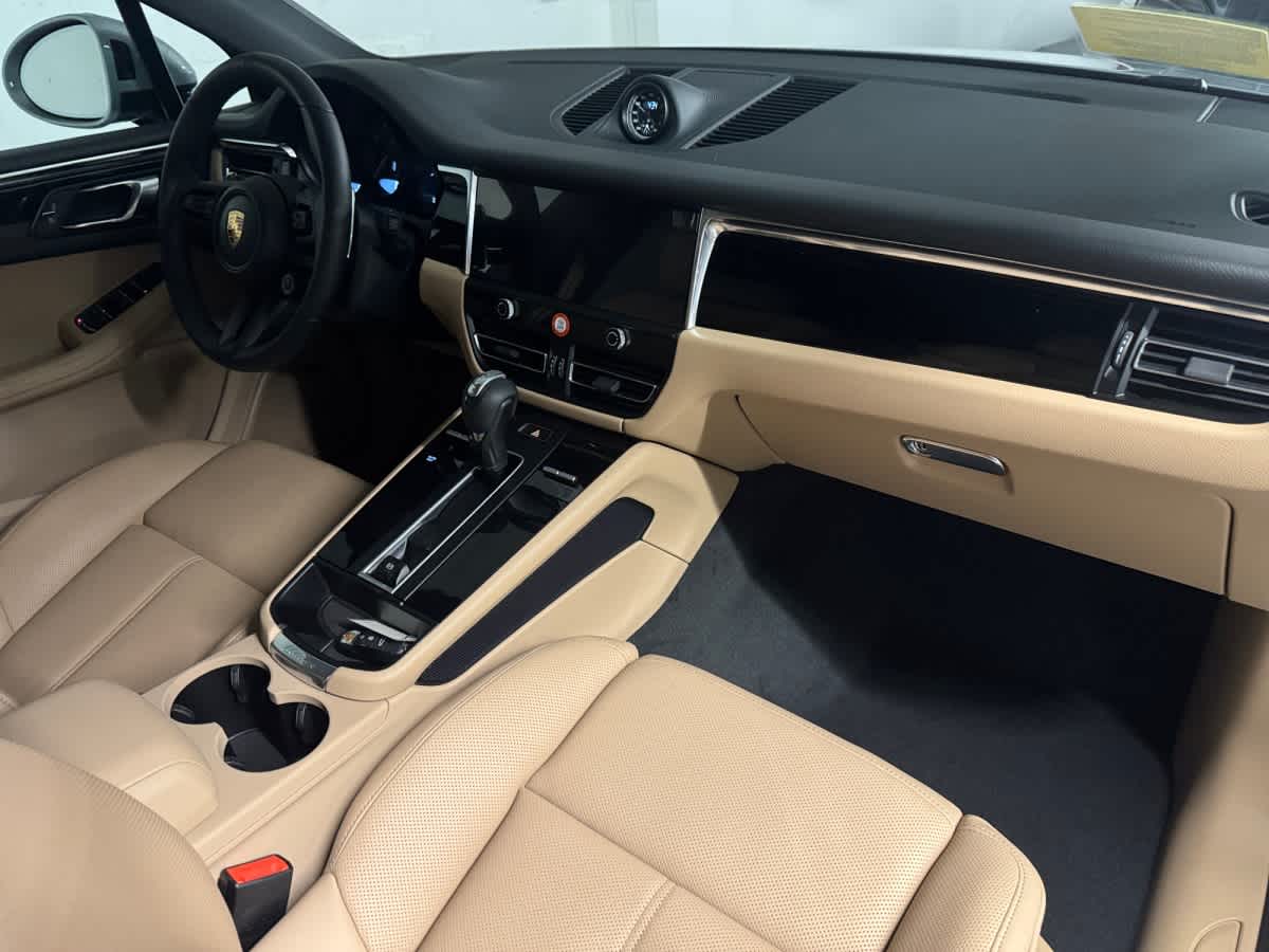 new 2026 Porsche Macan car