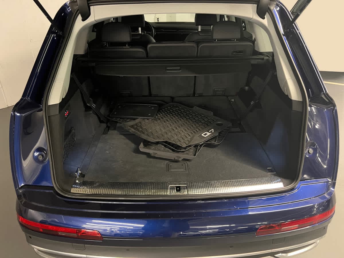 used 2022 Audi Q7 car, priced at $33,797