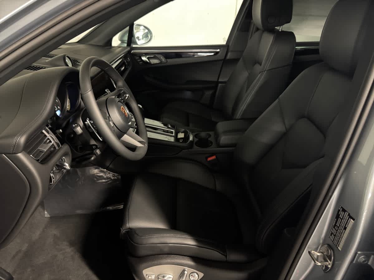 new 2026 Porsche Macan car