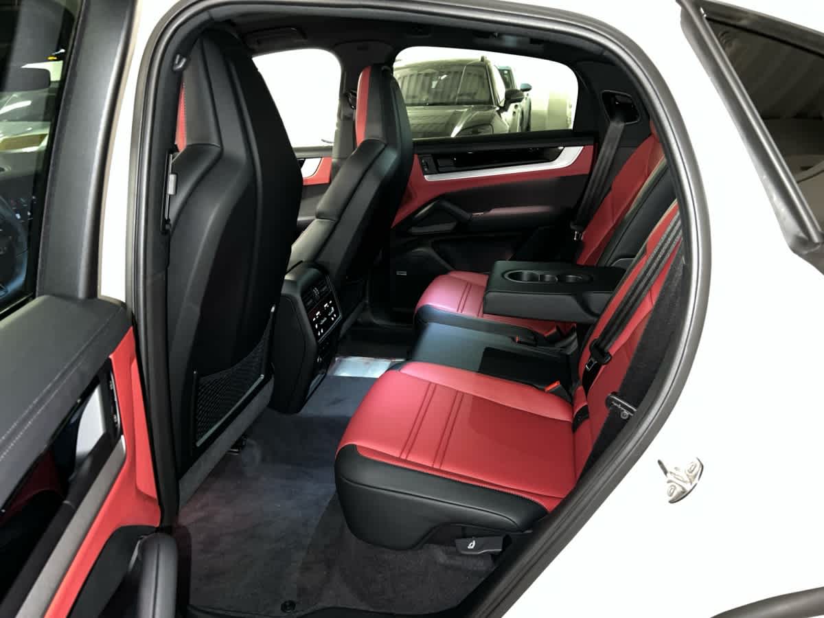 new 2026 Porsche Cayenne car