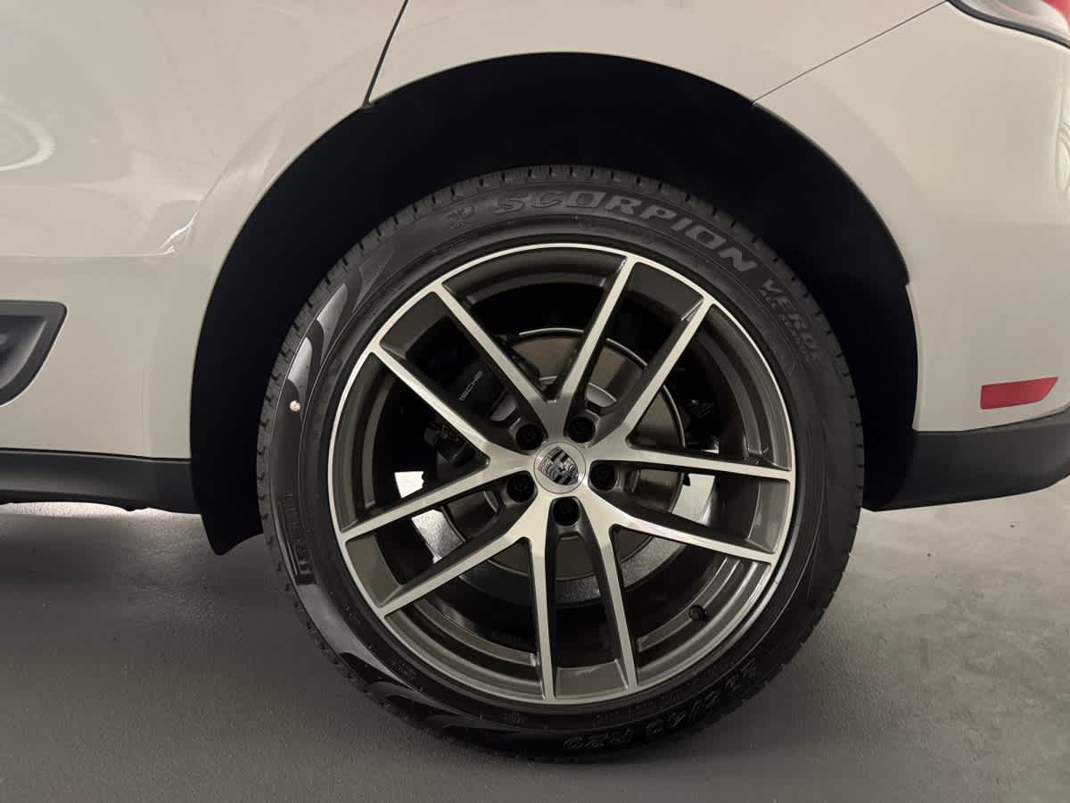 new 2026 Porsche Macan car