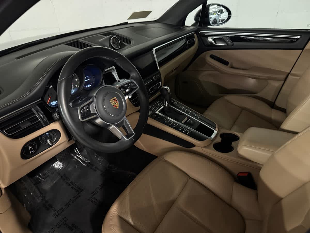 Certified 2021 Porsche Macan SUV