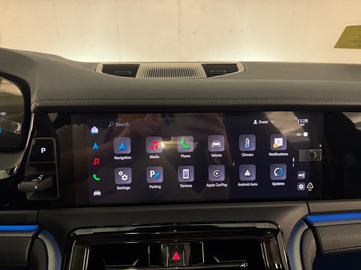 new 2025 Porsche Panamera car